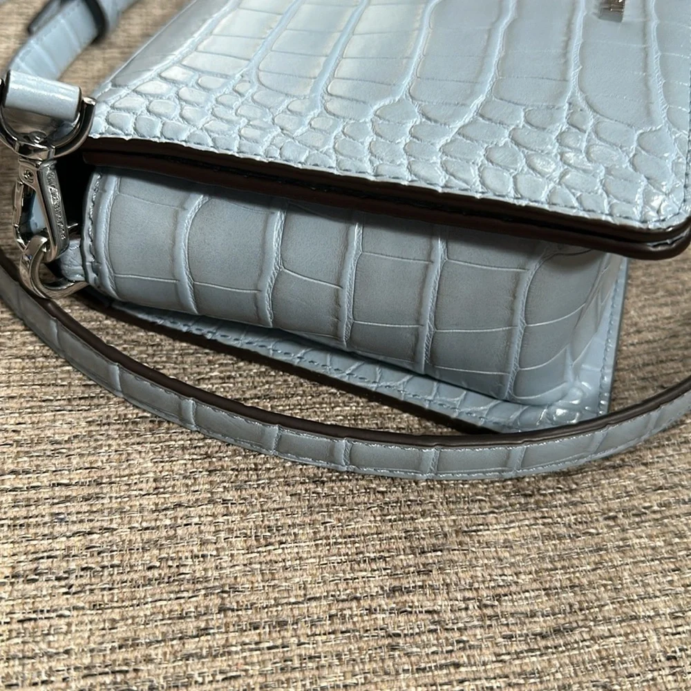 Michael Kors crossbody with wallet - Picture 4 of 8